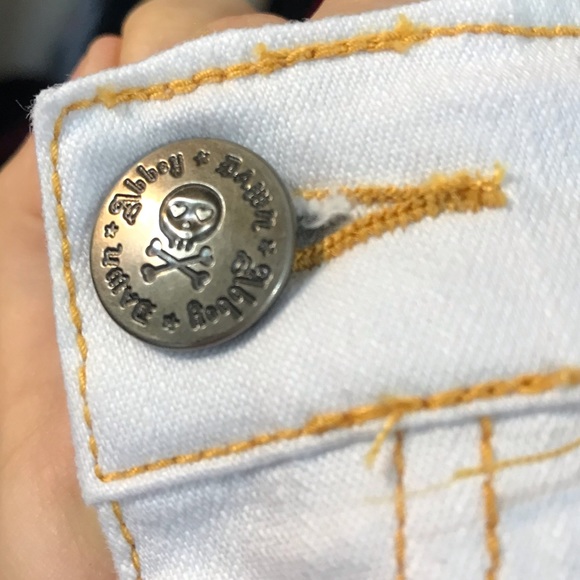 Abbey Dawn by Avril Lavigne white skinny jeans with embroidered star pockets - Picture 11 of 15